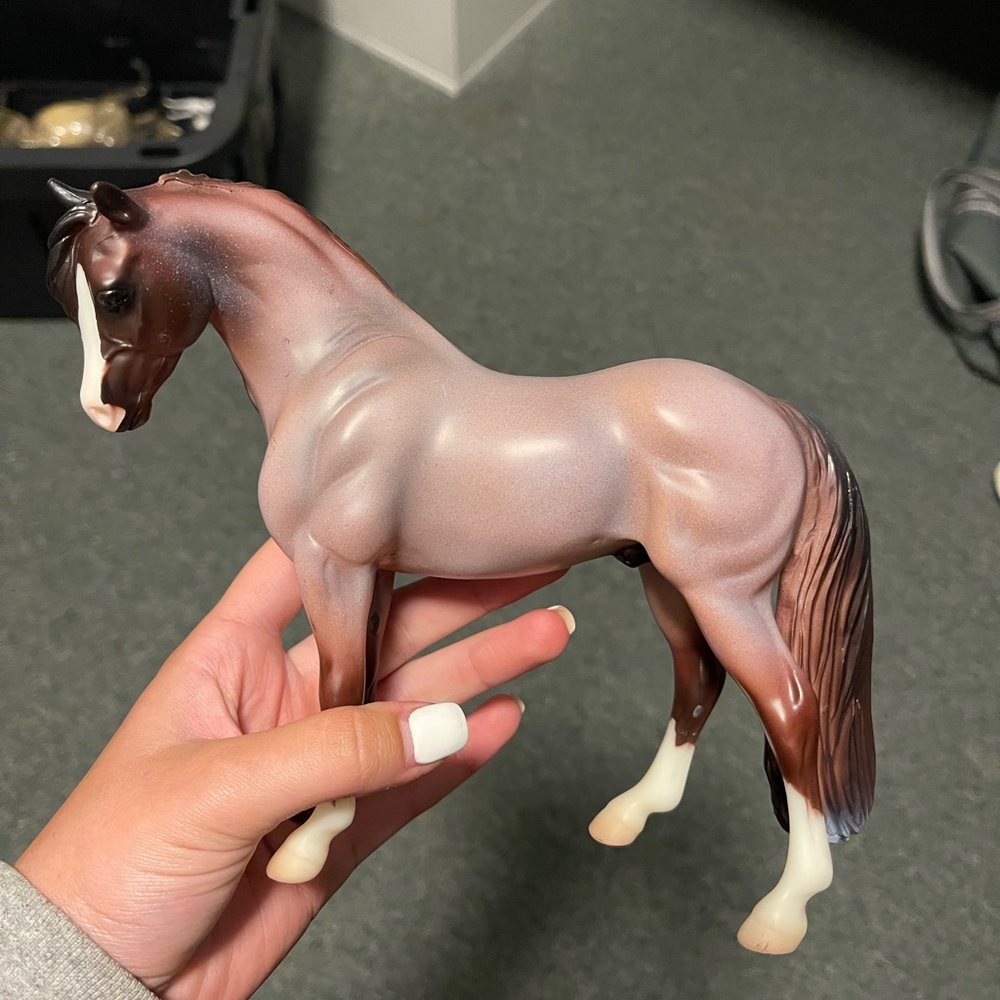 breyer brookside pink magnum